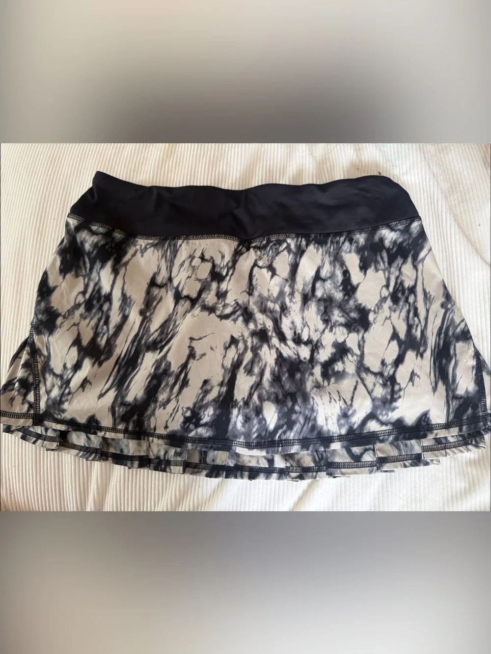 lululemon athletica Black and White Tie-Dye Skater Skort